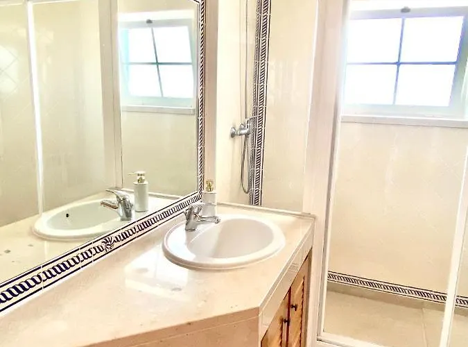 Villa In D'el Rey, Beach&golf